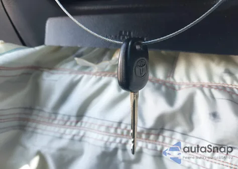 2016 Toyota Corolla L z USA, uszkodzony, nr VIN 2T1BURHE5GC630954